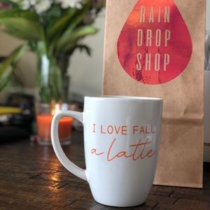 I love fall ... a latte vinyl coffee mug